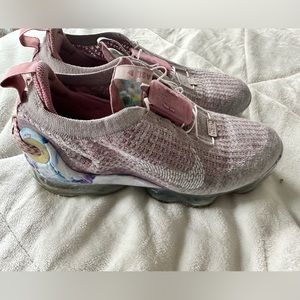 Nike air max woman size 8